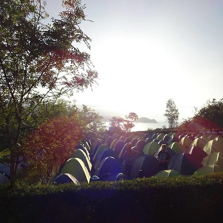 Zarautz Beachside Surf Camp Ngoại thất bức ảnh