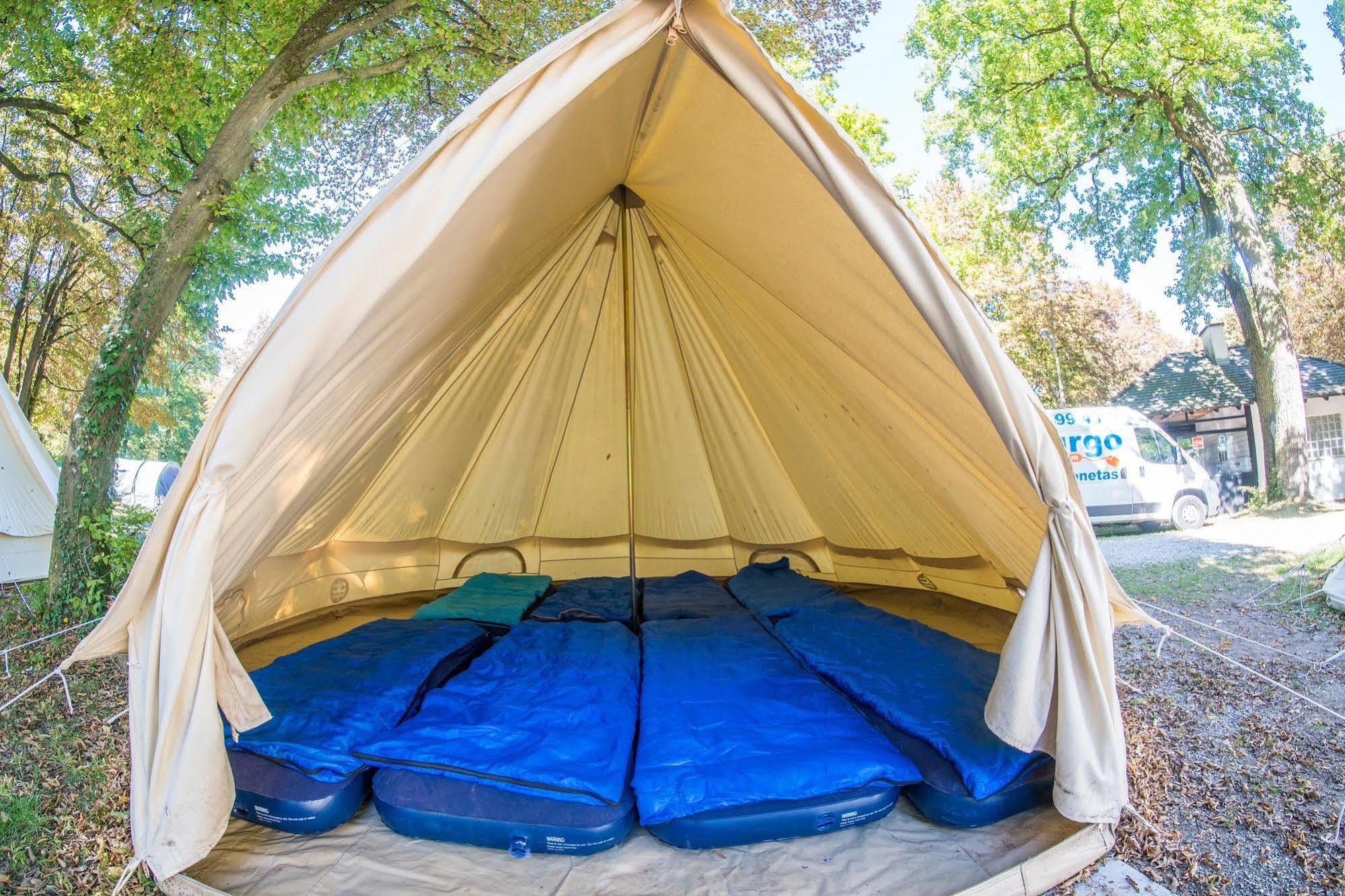 Zarautz Beachside Surf Camp Ngoại thất bức ảnh